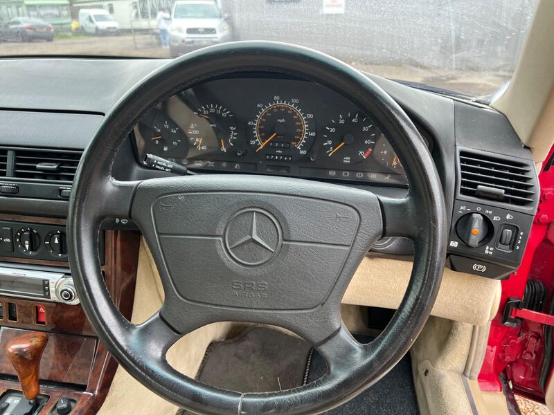 MERCEDES-BENZ SL