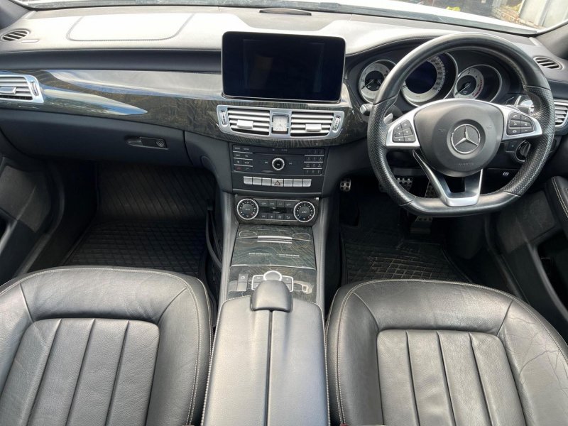 MERCEDES-BENZ CLS