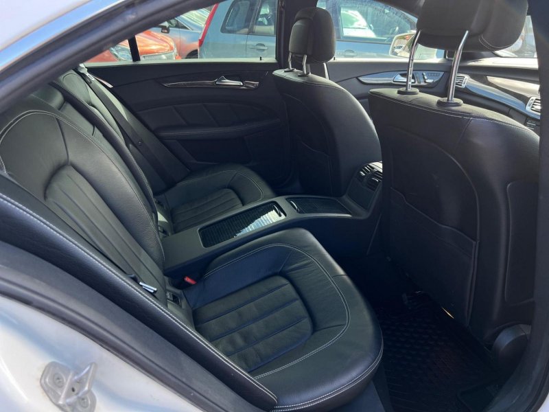 MERCEDES-BENZ CLS