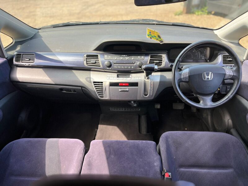 HONDA FR-V
