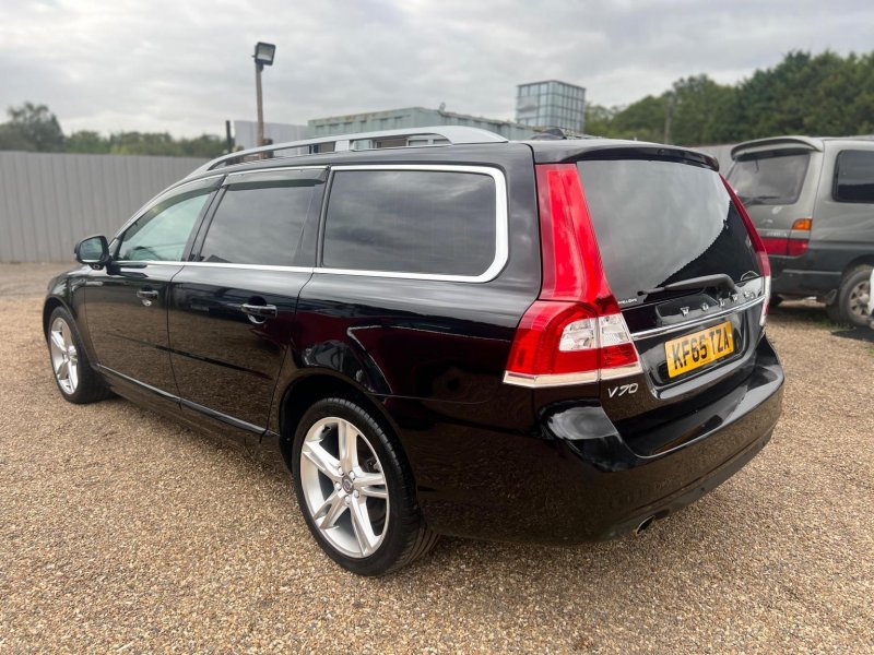 VOLVO V70