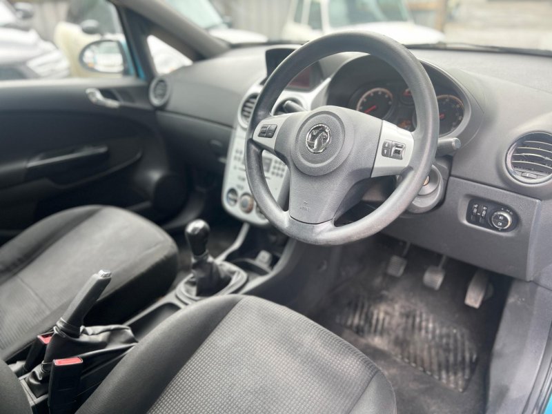 VAUXHALL CORSA
