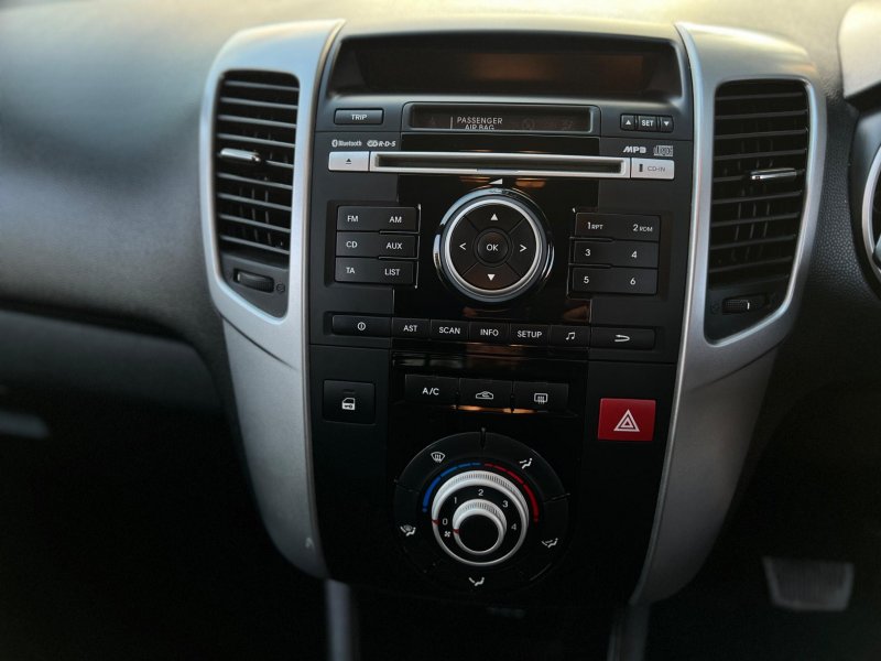 KIA VENGA