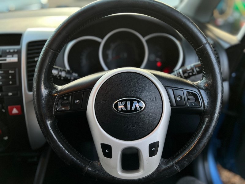 KIA VENGA