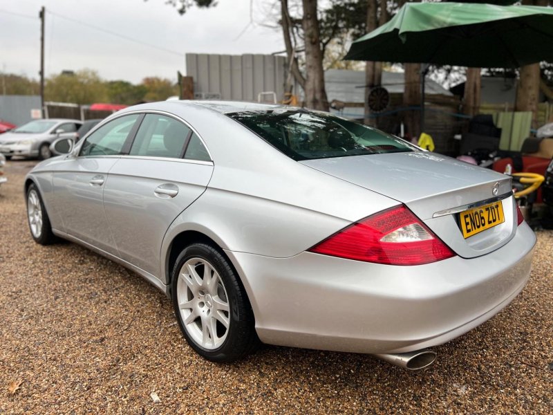 MERCEDES-BENZ CLS