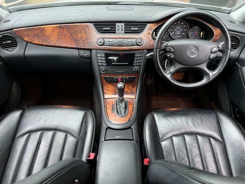 MERCEDES-BENZ CLS