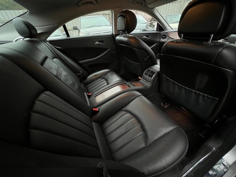 MERCEDES-BENZ CLS
