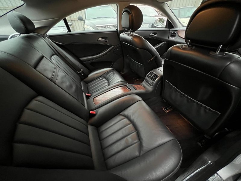 MERCEDES-BENZ CLS