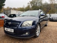 TOYOTA AVENSIS