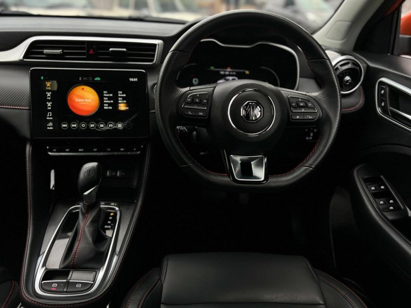MG ZS
