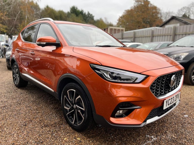 MG ZS