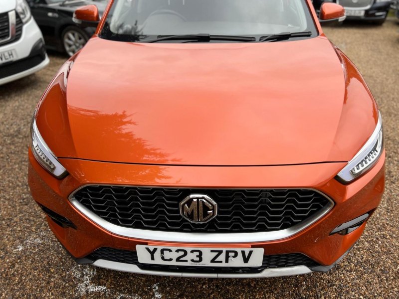 MG ZS