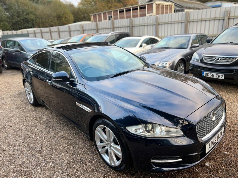 JAGUAR XJ