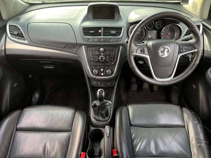 VAUXHALL MOKKA