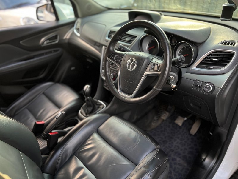 VAUXHALL MOKKA