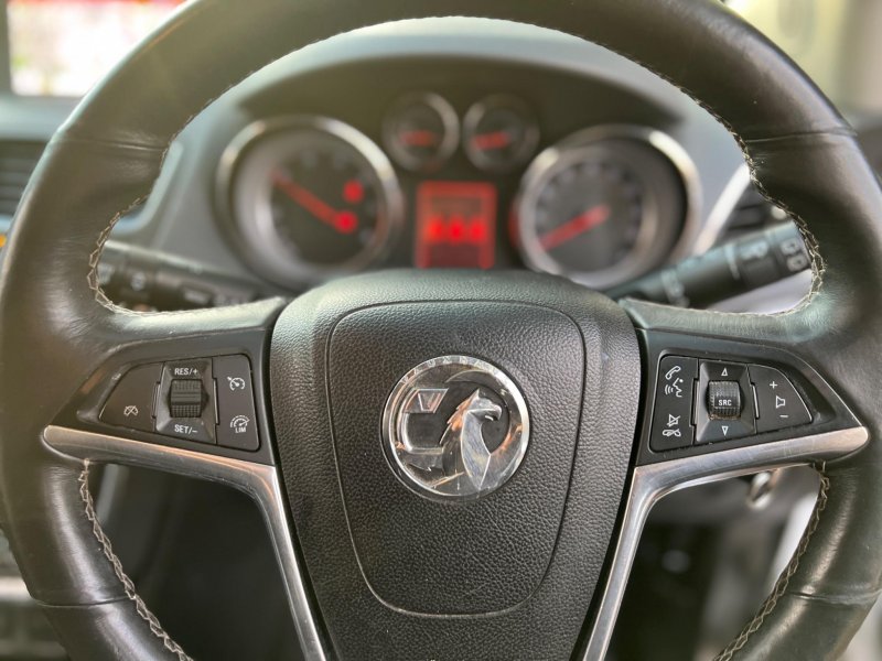 VAUXHALL MOKKA