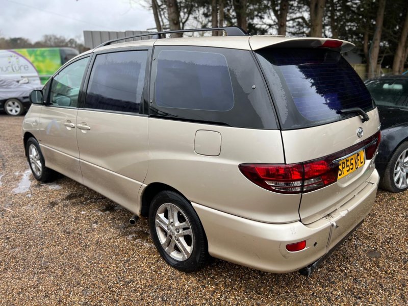 TOYOTA PREVIA
