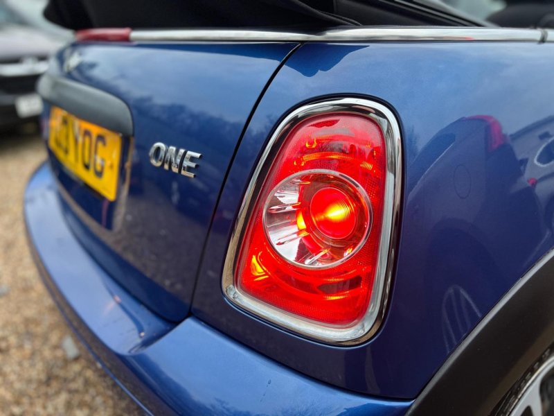 MINI CONVERTIBLE