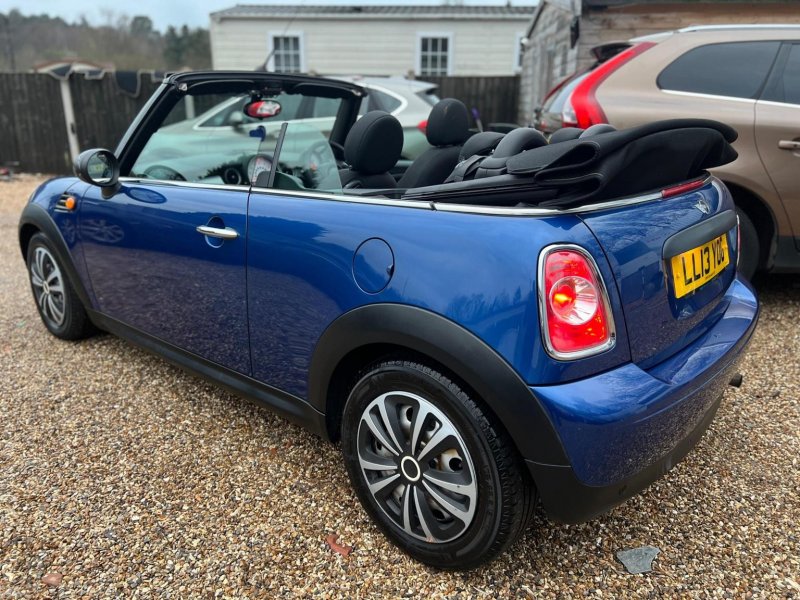 MINI CONVERTIBLE